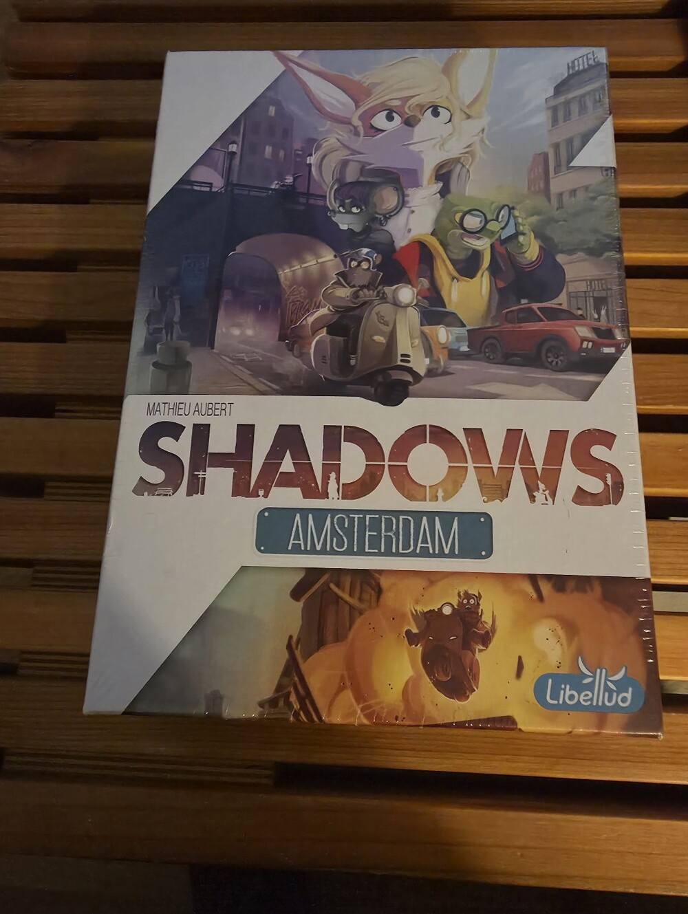 Competitive deduction board game Shadows: Amsterdam published by Libel, New Gift